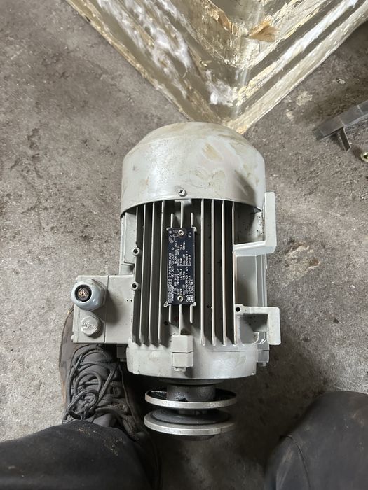 Motor empacavel bom estado como novo