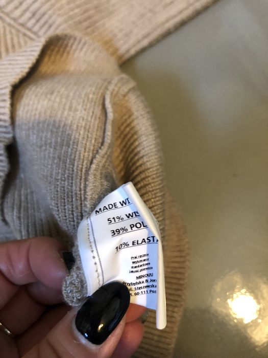 Sweter S/M Minouu beżowy