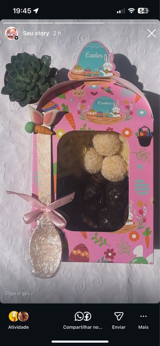 Brigadeiros de varios sabires e ovo de colher