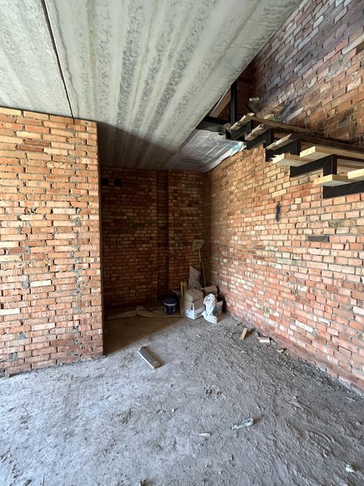 Продаж 2 поверхових таунхаусів. Без комісії для покупця.