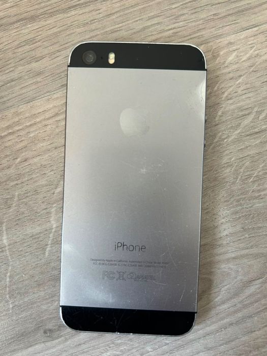 iPhone 5S Desbloqueado 64GB
