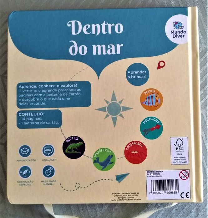 Livro lanterna - Dentro do mar - Infantil