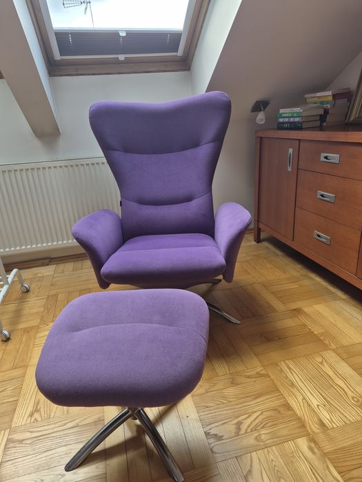 Sprzedam fotel z podnóżkiem