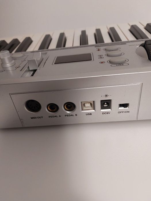 FAME KC48 MIDI Controller Keyboard64550345546241124