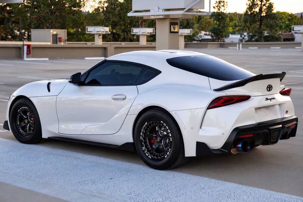 Toyota GR Supra      2022