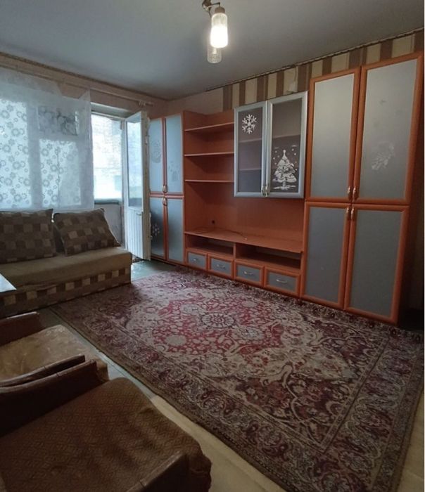 Продам 2х комнатную квартиру левый берег 1й район