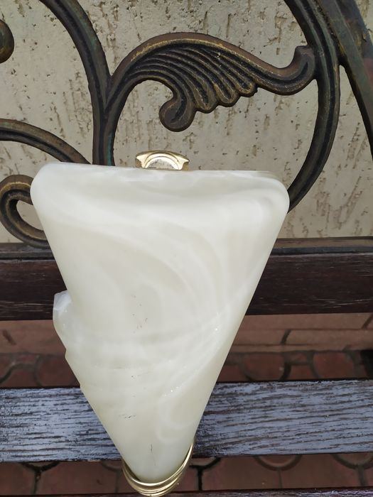 Продам светильник настенный