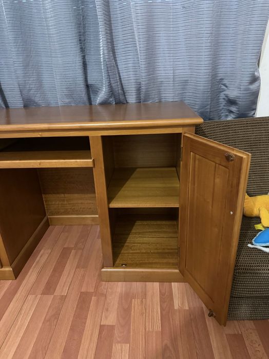 Secretaria computador em madeira