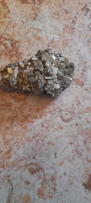 Uma linda pedra pirita