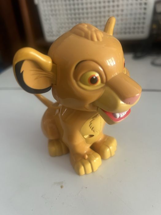 Boneco Simba Interactivo