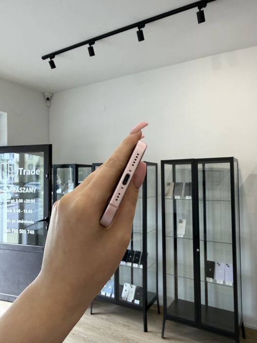 Telefon iPhone 15 128GB Różowy Apple Gwarancja iTrade