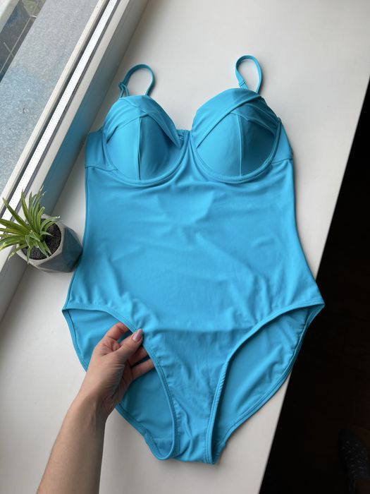 Базовий суцільний купальник спільний злитний новий