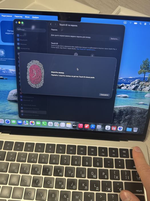 macbook air 13 m3 (2024) 8/256 офіційний 92% акумулятор