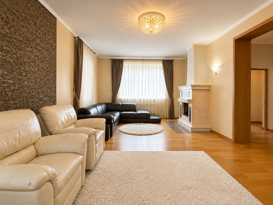 Продаж будинку Центр міста 280м2 ,6 соток ,5 кімнат , гараж №1774