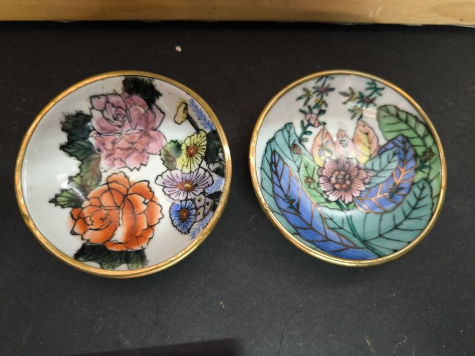 2 Pratos Decorativos Pintados à Mão