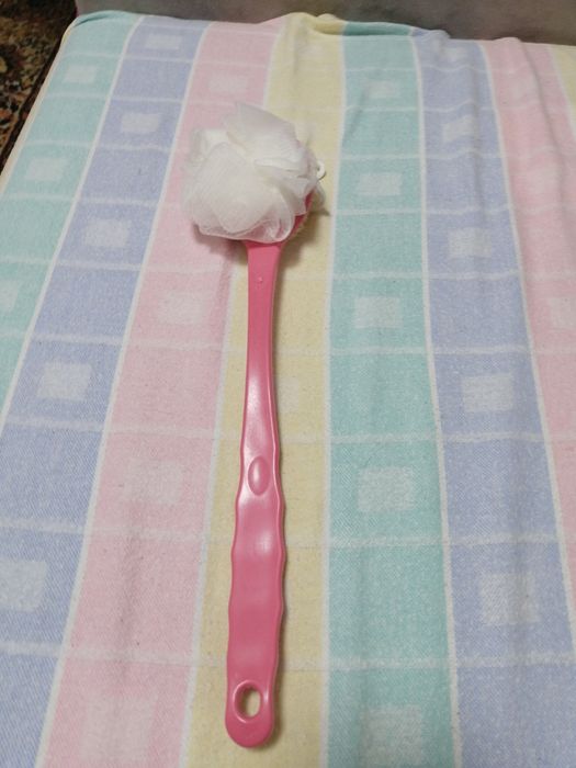 Щетка для душа и ванной