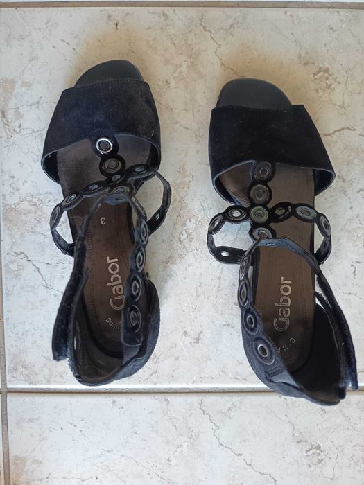 Dois pares de sandálias rasas, Gabor, n. 36