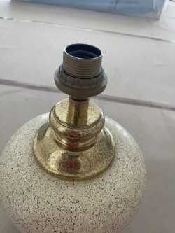 Candeeiro de mesa em cerâmica Bege creme e dourado