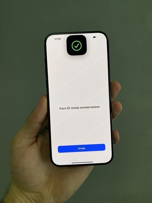 iPhone 15 Pro Max 256Gb Black Titanium Neverlock від Магазину