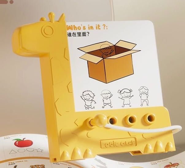 Дитяча настільна гра головоломка. Розвиваюча гра на логіку