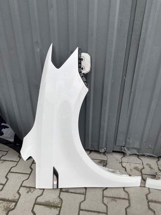 Крило Крила передні Caddy розборка