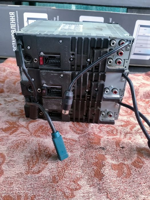 Alpine CDA-9852RR магнитола с блютузом