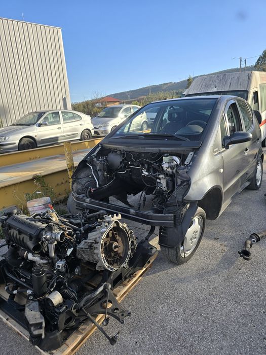 Mercedes A170 sem motor. 900€