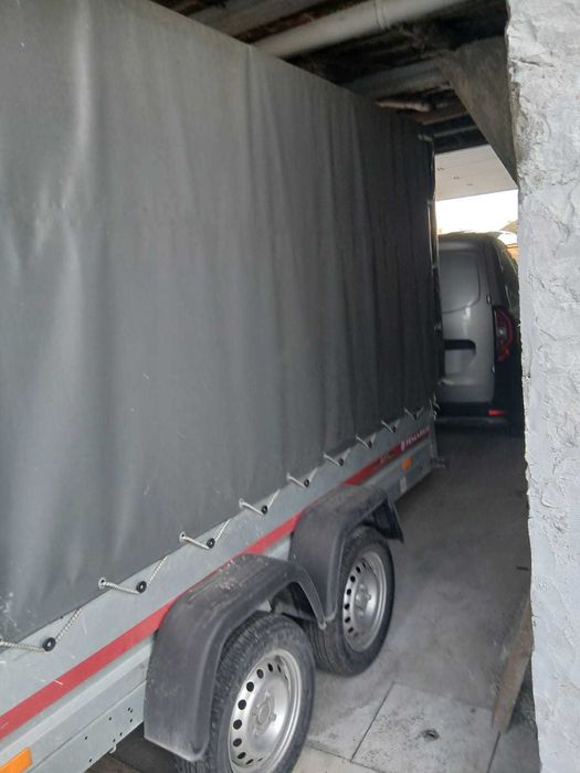 Reboque para carro com lona