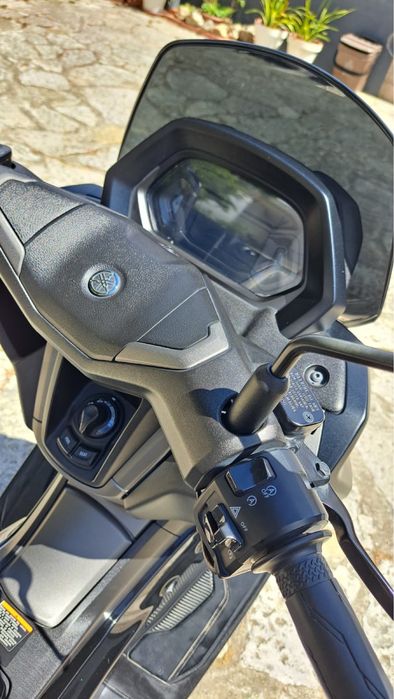 Yamaha Nmax 2025