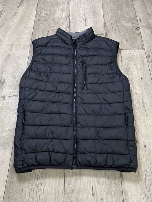 Broken Standard жилетка XL размер стеганая демисезонная черная