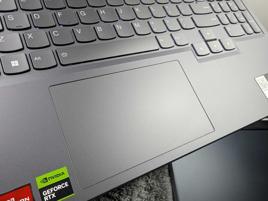LAPTOP GAMINGOWY Lenovo Legion 5 RTX 3050 Ryzen 5 6600H 165 hz