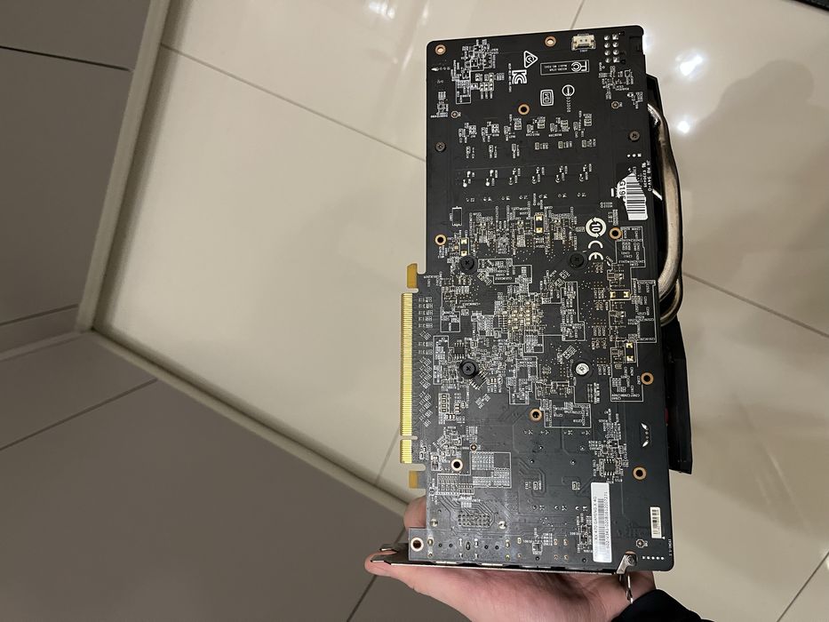 Відеокарта msi gaming x 4g