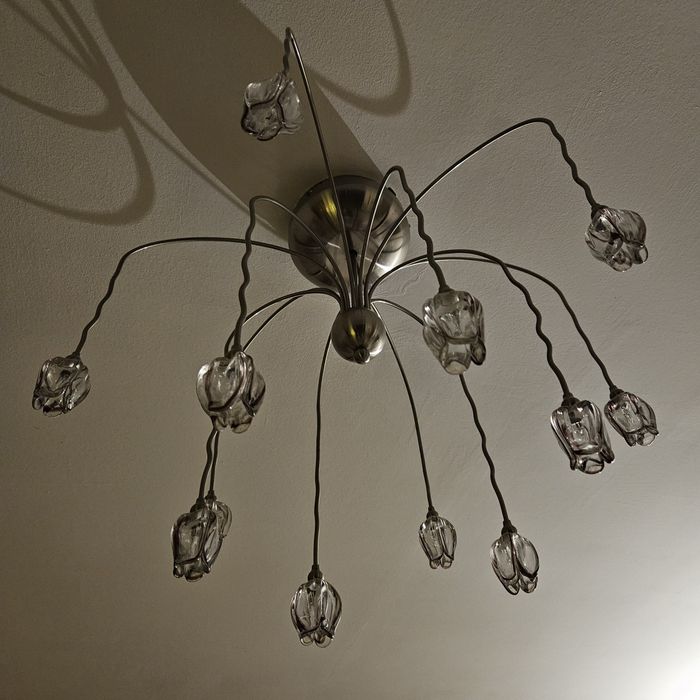 Lampa sufitowa - ozdobna.
