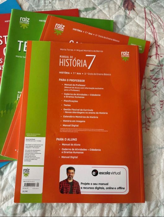 Conjunto de manuais de professores de História 7°ano