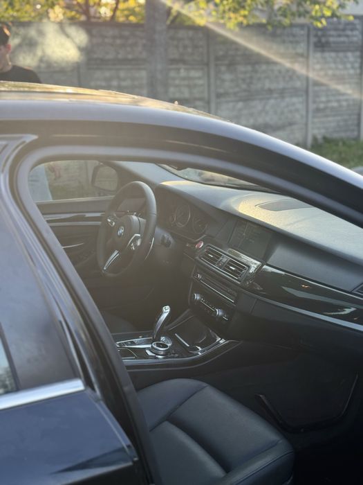 Bmw f10 528i  продаж