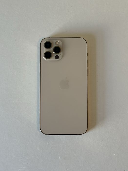 Apple iPhone 12 Pro 256GB (Dourado) | Excelente Estado | Com Carregador