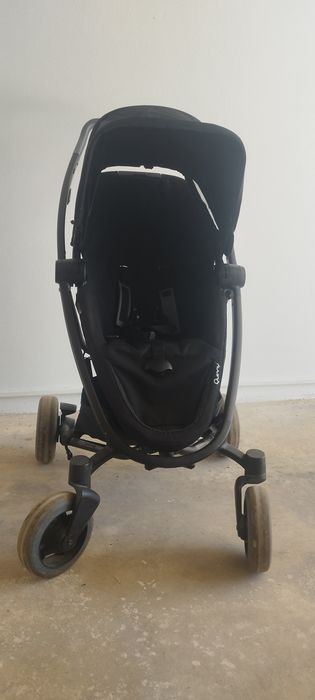 Carrinho bebe quinny