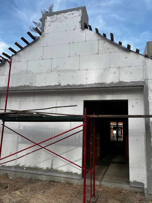 одноповерховий дуплекс в Лісовій Бучі, з газом, через дорогу ліс без %