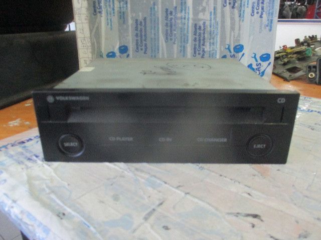 Rádio / auto-rádio VOLKSWAGEN Golf IV (1J1)
