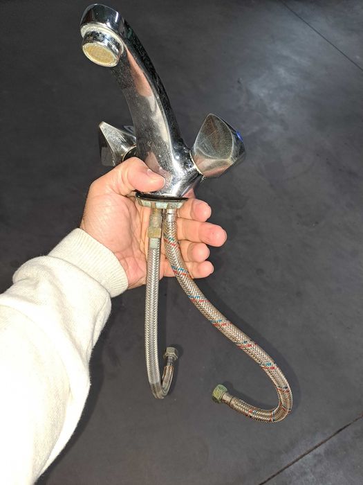 2 Bathroom Faucets64286524796801121