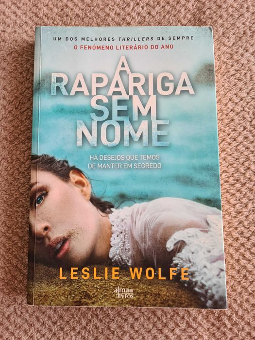A Rapariga Sem Nome de Leslie Wolfe