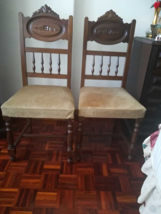 2 CHAIRS (€15 each) see description64738498836994123