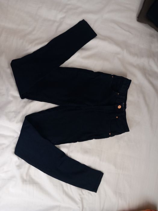 Skinny jeans never denim