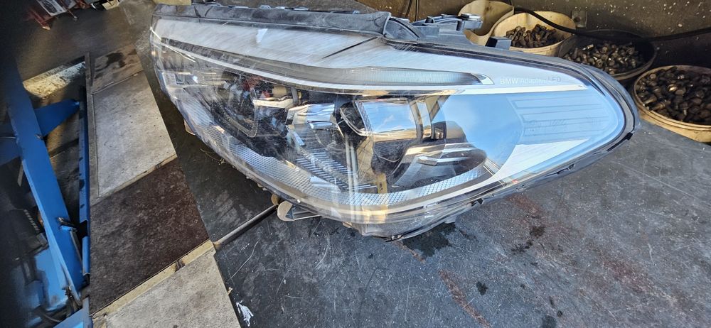 farol de LED 2018 BMW 5 Series G30 lado esquerdo
