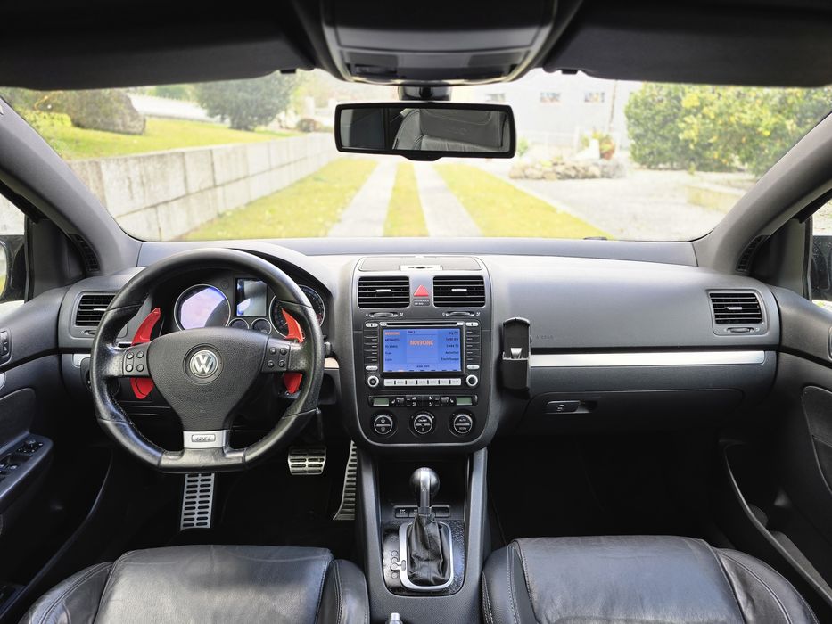 Volkswagen Golf 5 GTI DSG LOOK R32 SELO BARATO