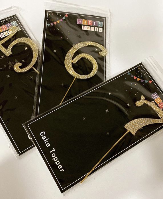 Свечи и топпер для торта