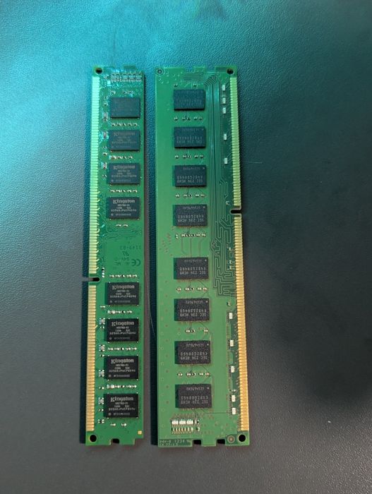Оперативна пам'ять DDR3 4+4 1333 MHZ