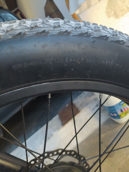 Triciclo elétrico