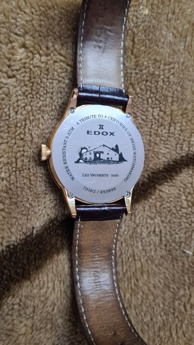 Оригинальные швейцарские часы Edox Les Vauberts 3-Hands Date