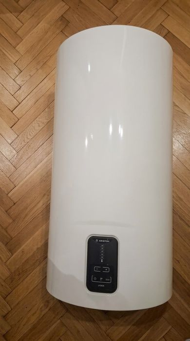 Bojler elektryczny Ariston Lydos Eco* 100 1.8 kW
95 litrów
